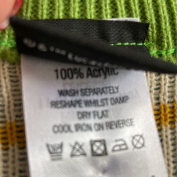 Star Wars:
Away on A Razorcrest Baby Yoda/Grogu Christmas Sweater NWT 3xl size - Picture 8 of 14